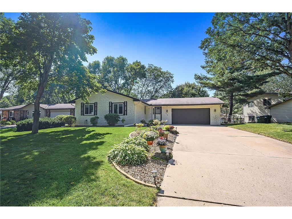 1018 120th Avenue NW, Coon Rapids, MN 55448 MLS 6327036 Edina Realty