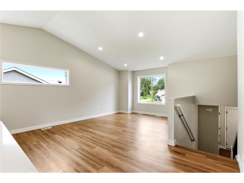 1018 2nd Street SE Faribault MN 55021 7107994 image2