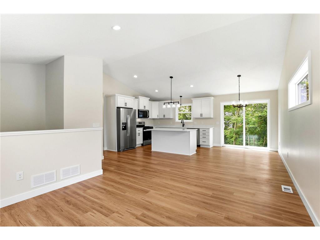 1018 2nd Street SE Faribault MN 55021 7107994 image3