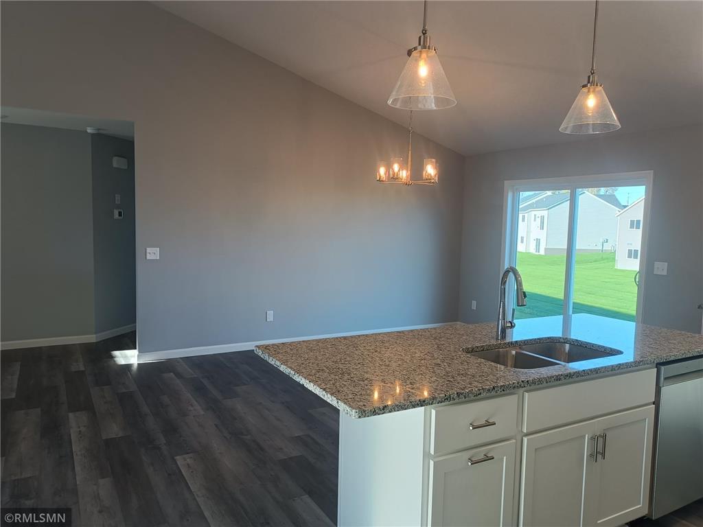 1018 2nd Street NW Delano MN 55328 6803158 image9