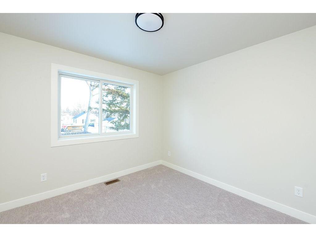 1018 3rd Avenue N Moorhead MN 56560 7008493 image23