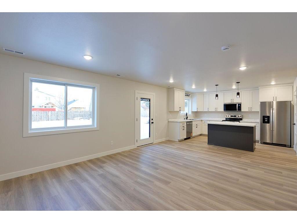 1018 3rd Avenue N Moorhead MN 56560 7008493 image4