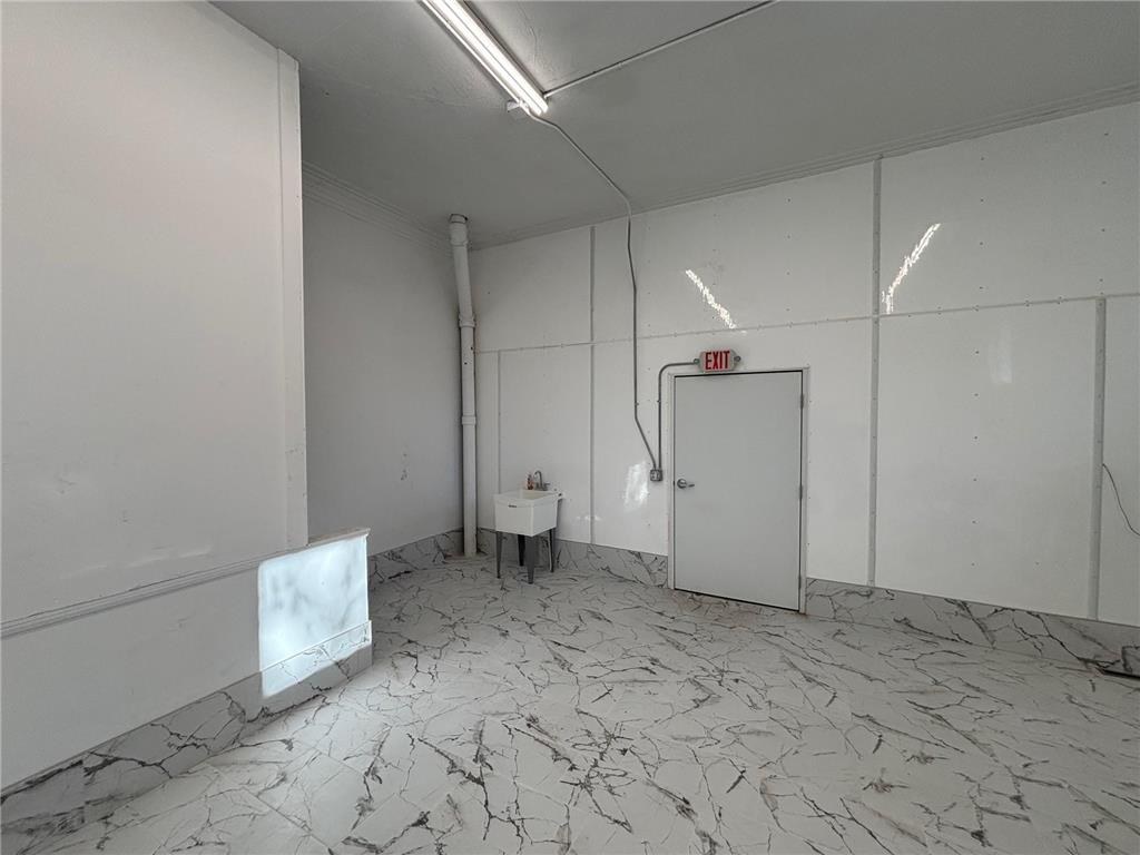 1018 3rd Avenue Worthington MN 56187 7020239 image5