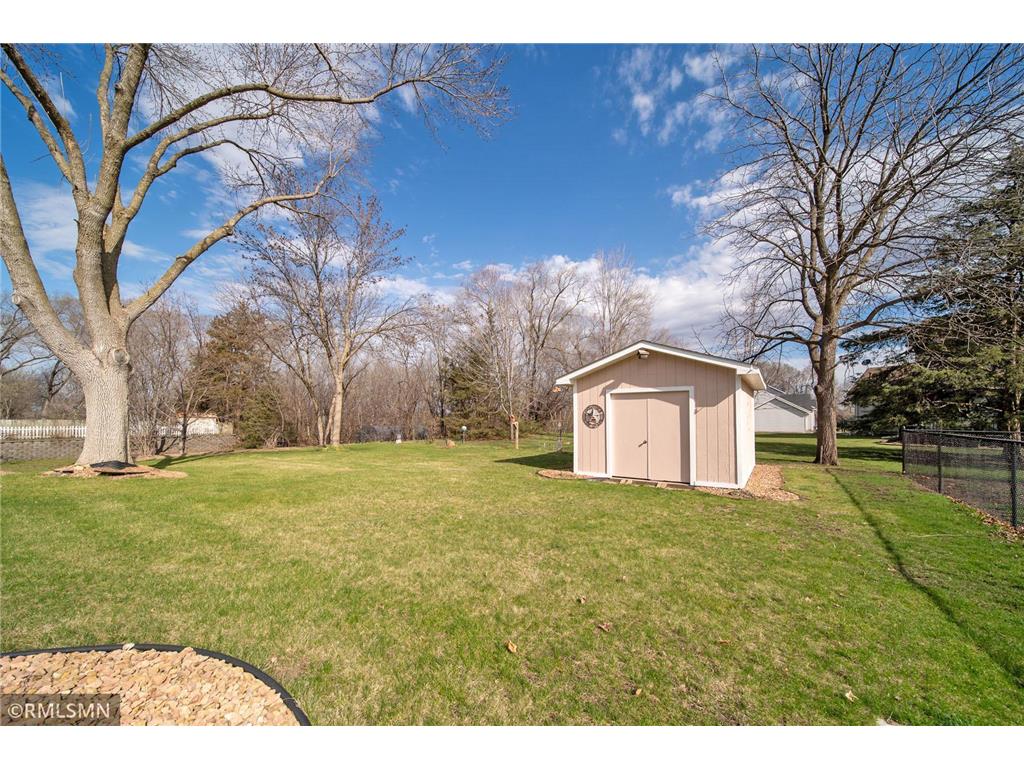 1018 Minnesota Street W, Cannon Falls, MN, 55009 | MLS: 6520038 | Edina ...