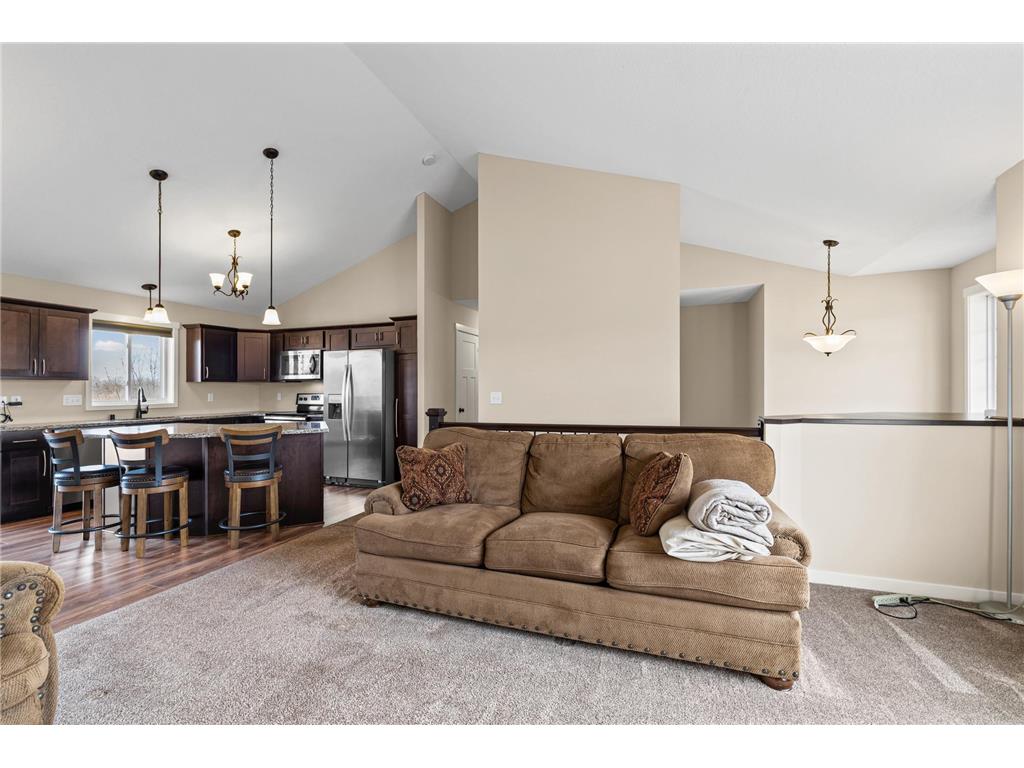 1018 Wendover Street NE Isanti MN 55040 7041126 image11