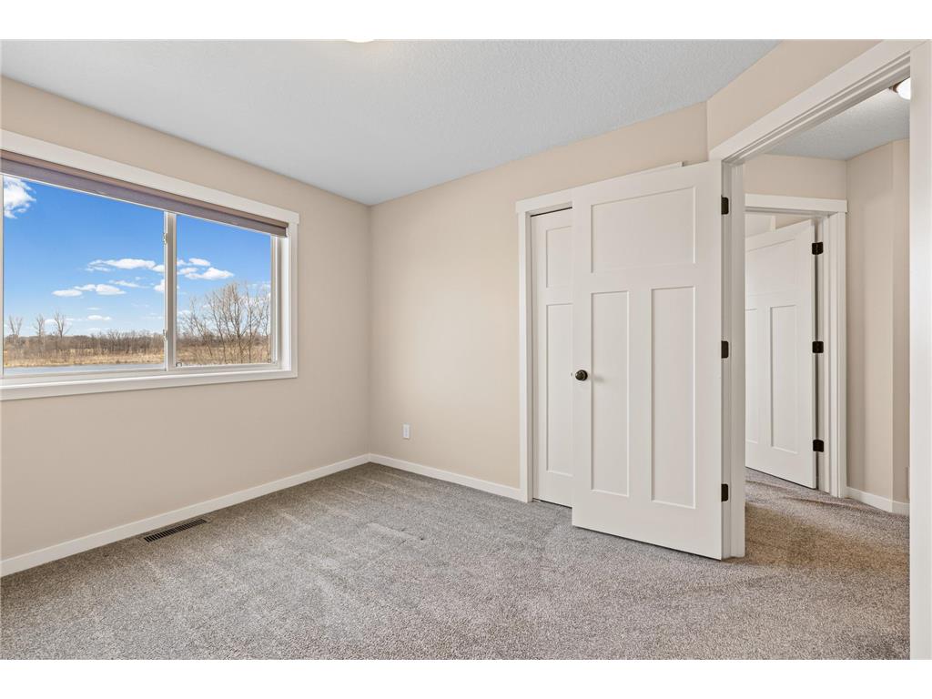 1018 Wendover Street NE Isanti MN 55040 7041126 image21