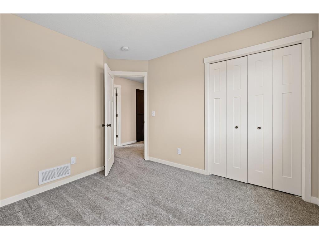 1018 Wendover Street NE Isanti MN 55040 7041126 image23