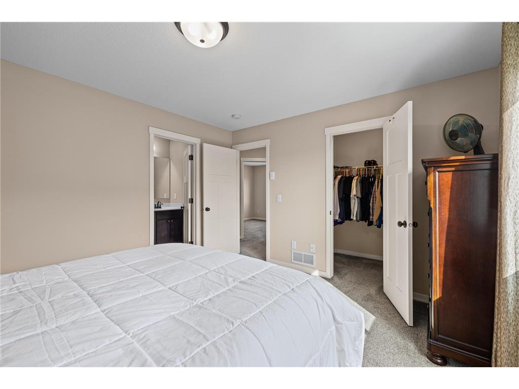 1018 Wendover Street NE Isanti MN 55040 7041126 image25