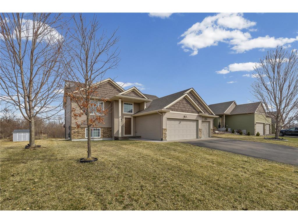 1018 Wendover Street NE Isanti MN 55040 7041126 image5