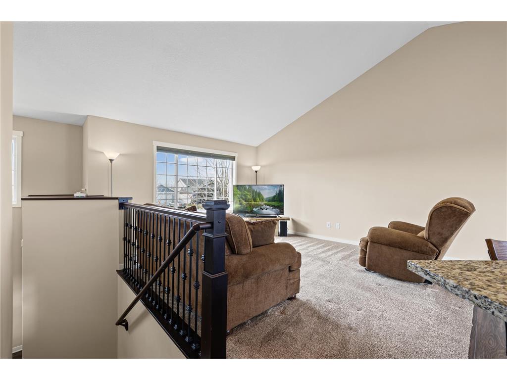 1018 Wendover Street NE Isanti MN 55040 7041126 image8