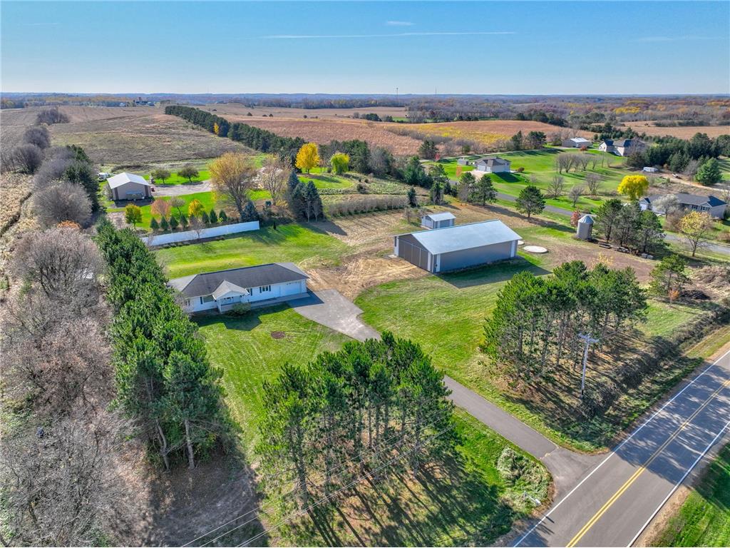 1019 100th Avenue Roberts WI 54023 6819560 image1