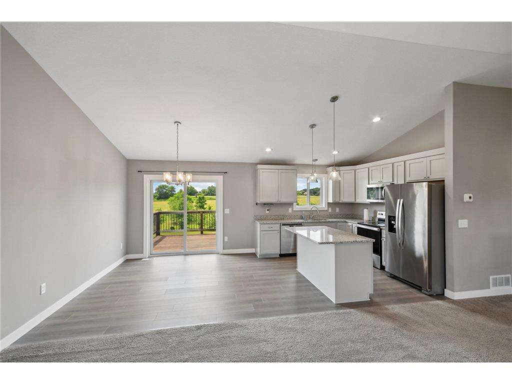 1019 188th Street Garfield Twp WI 54009 6734337 image1