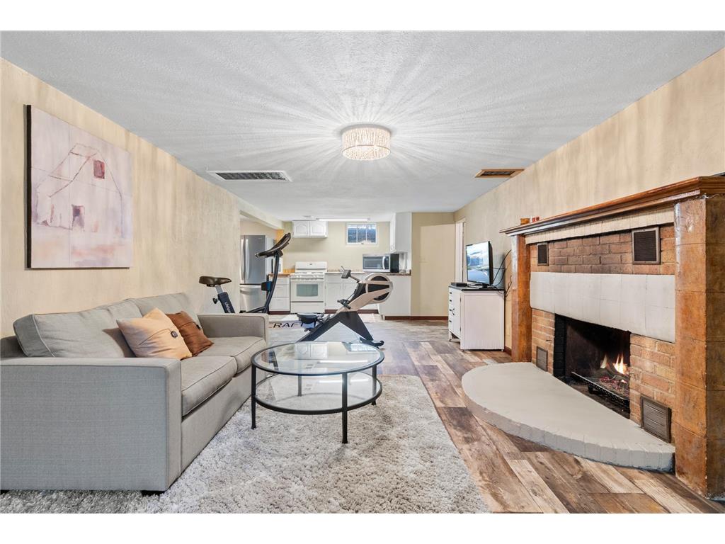 1019 Ash Street Alexandria MN 56308 7008109 image34