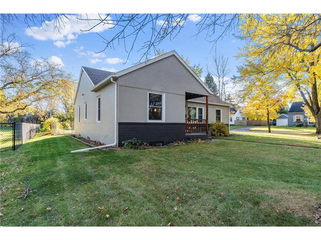 1019 Ash Street Alexandria MN 56308 7008109 image4