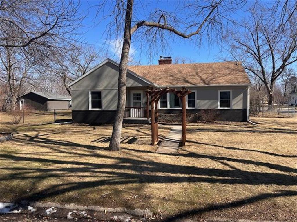 1019 Ash Street Alexandria MN 56308 7008109 image9