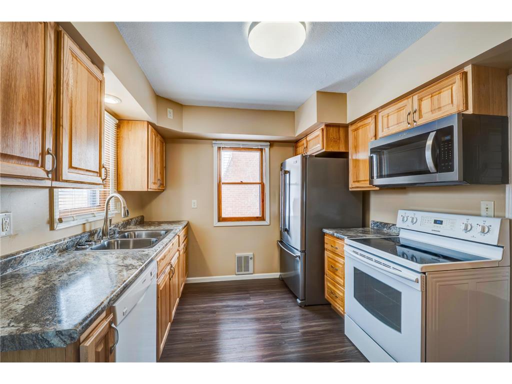 1019 Beltrami Avenue NW Bemidji MN 56601 7038904 image2