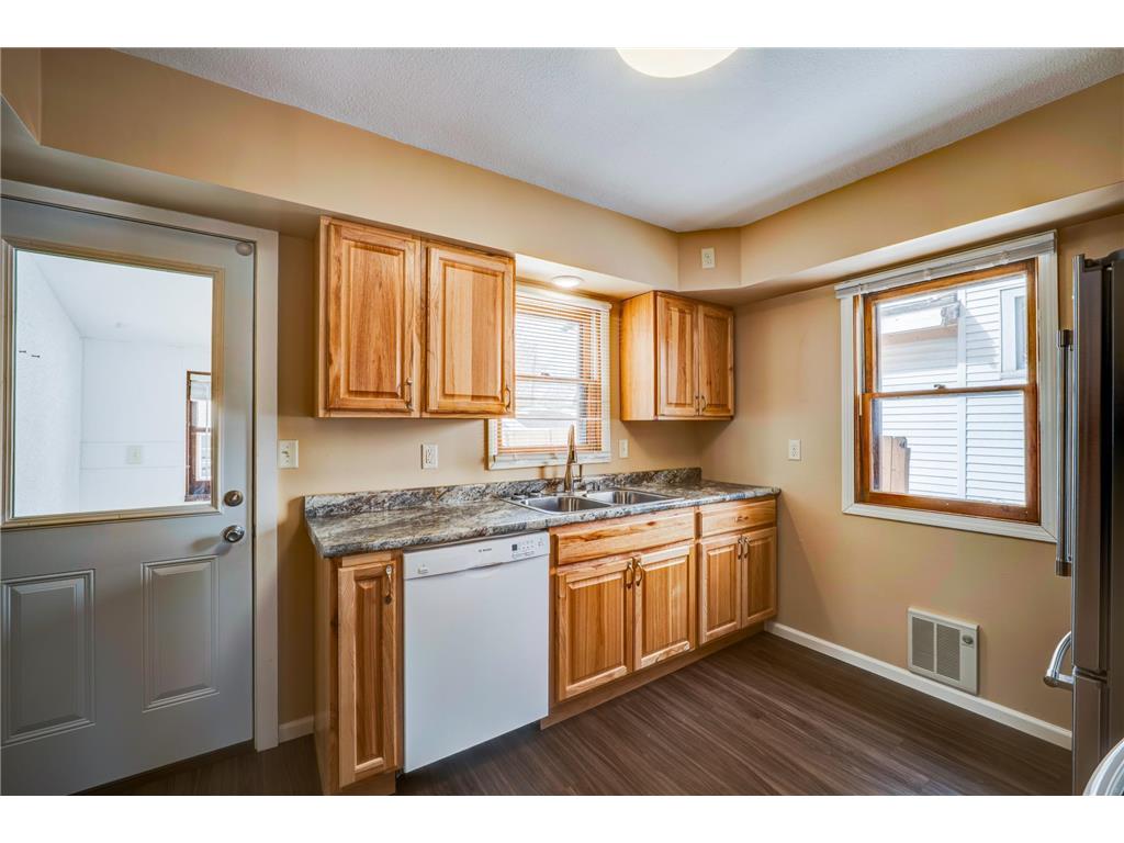 1019 Beltrami Avenue NW Bemidji MN 56601 7038904 image5
