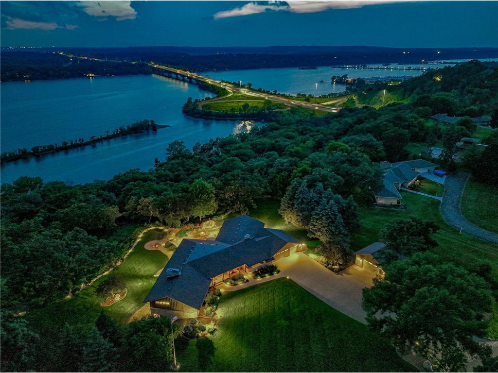 1019 Crest View Drive Hudson WI 54016 - St Croix River 6765244 image1