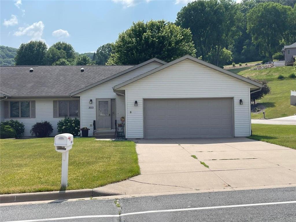 1019 Jonathan Lane La Crescent Twp MN 55947 6391945 image1