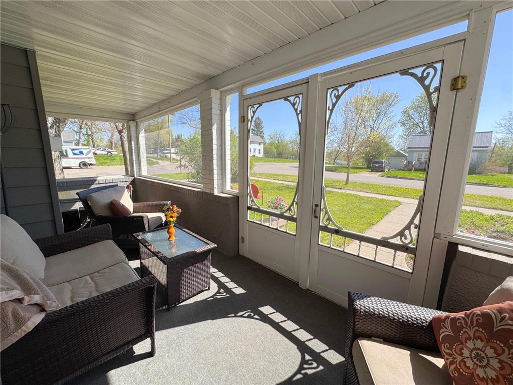 1019 N Vine Street Fergus Falls MN 56537 7074017 image29