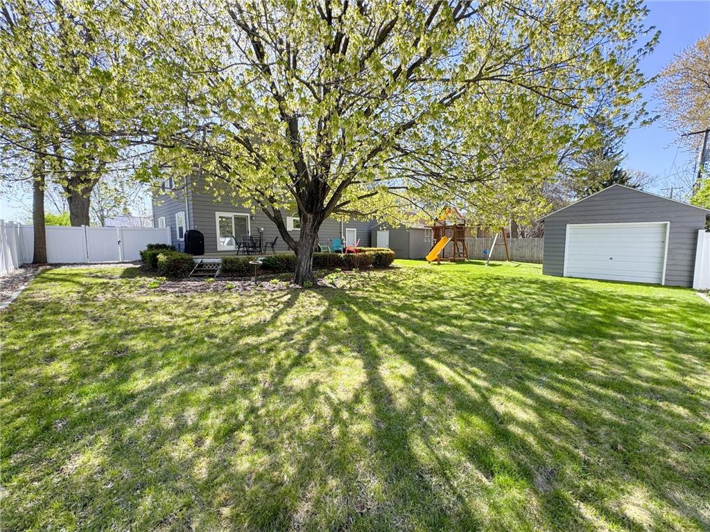 1019 N Vine Street Fergus Falls MN 56537 7074017 image39