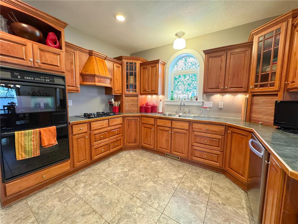 1019 N Vine Street Fergus Falls MN 56537 7074017 image6