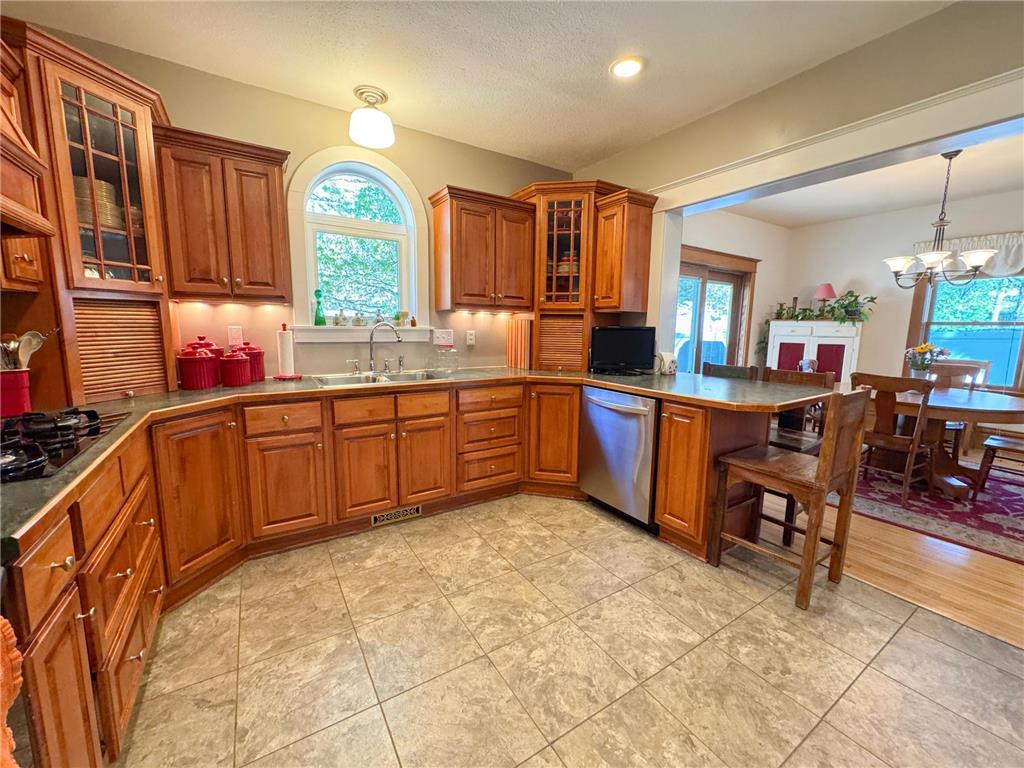 1019 N Vine Street Fergus Falls MN 56537 7074017 image7