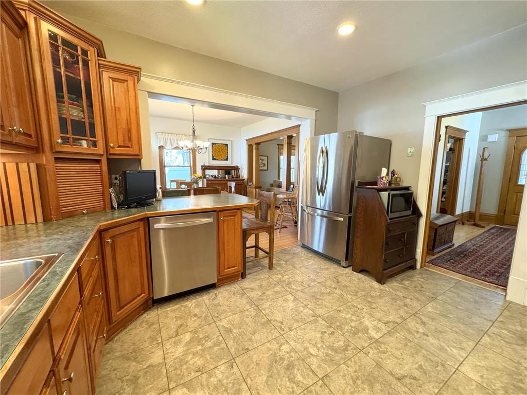 1019 N Vine Street Fergus Falls MN 56537 7074017 image8