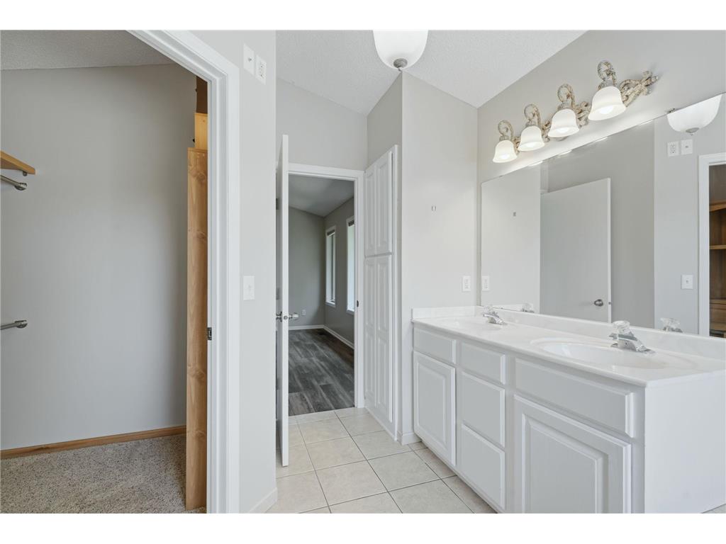 10190 Noble Court N Brooklyn Park MN 55443 7102039 image21