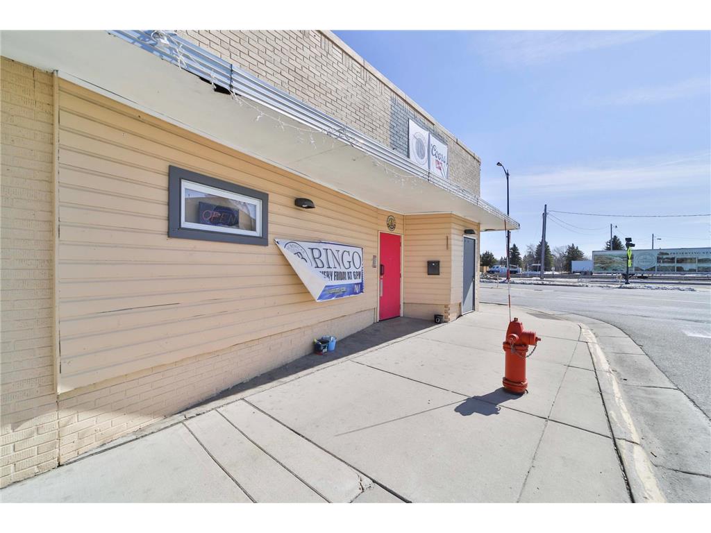 102 &104 4th Street NE Staples MN 56479 6688063 image2