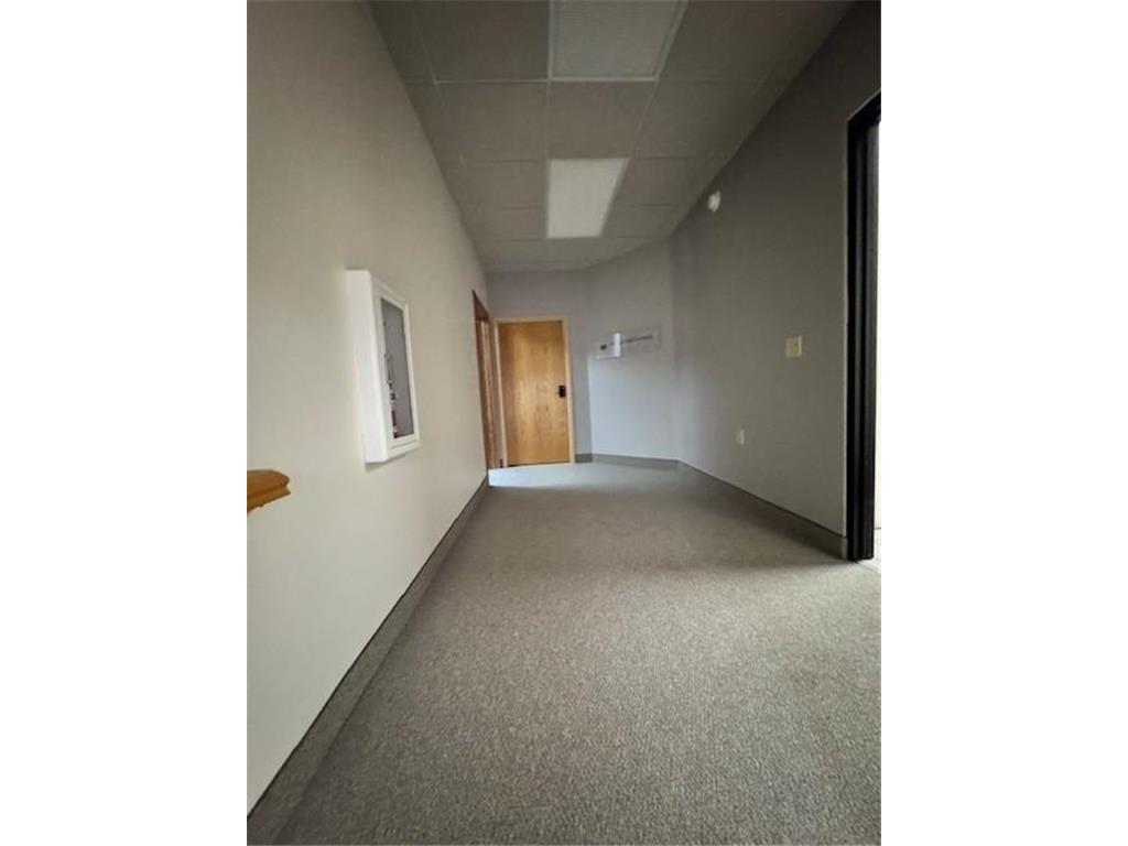 102/106 N Washington Street Saint Croix Falls WI 54024 7005913 image17