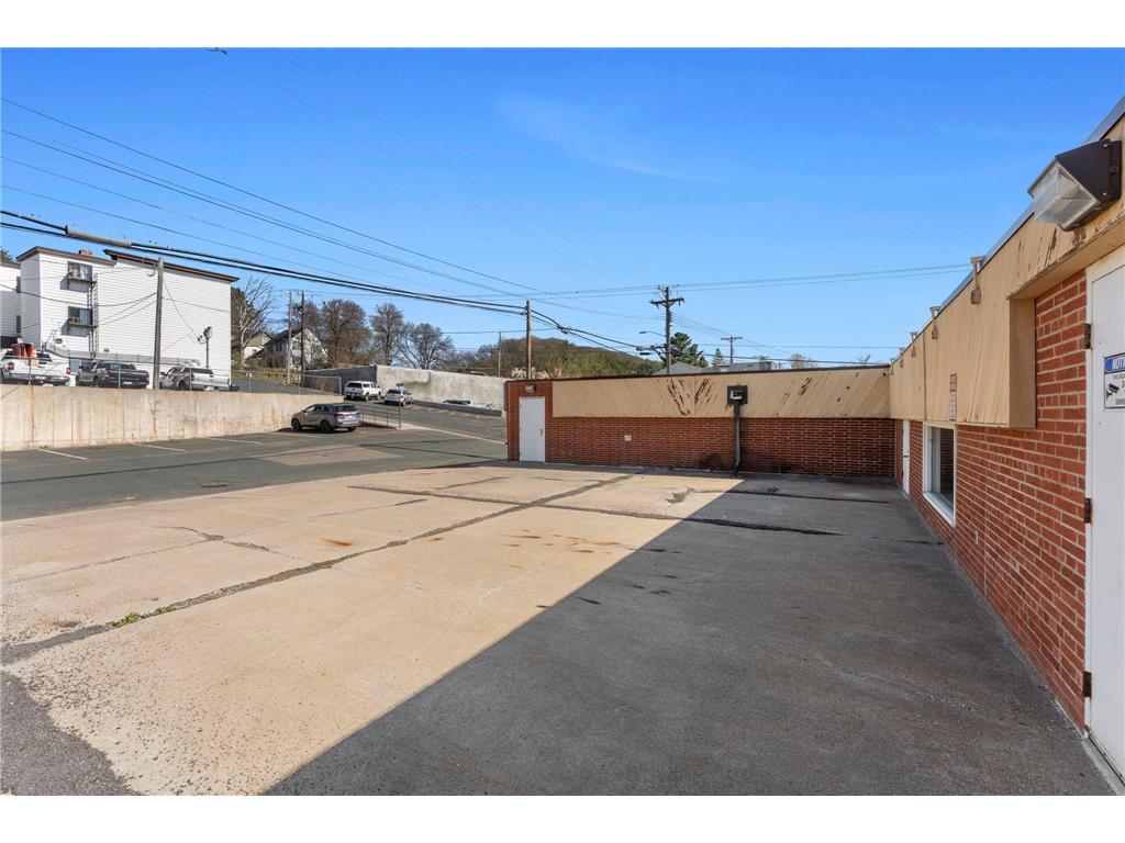 102/106 N Washington Street Saint Croix Falls WI 54024 7005913 image57