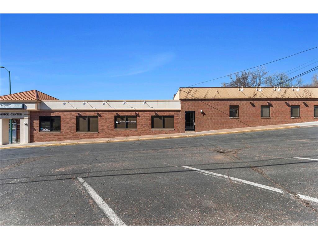 102/106 N Washington Street Saint Croix Falls WI 54024 7005913 image60