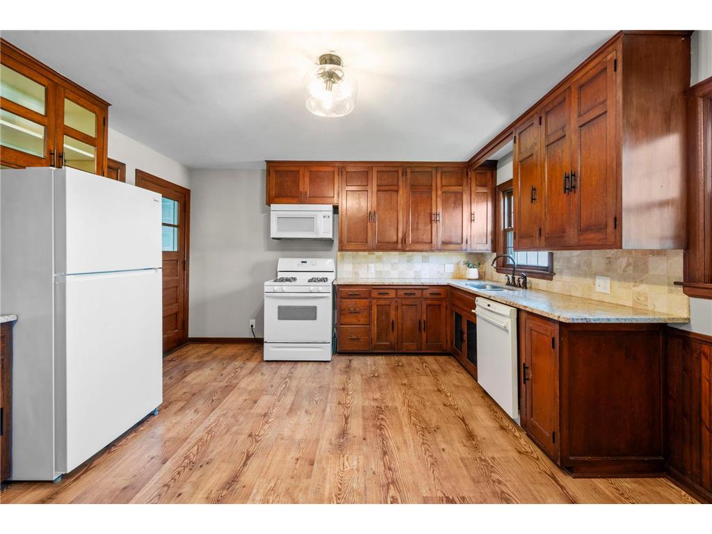 102 14th Avenue N Hopkins MN 55343 7107657 image10