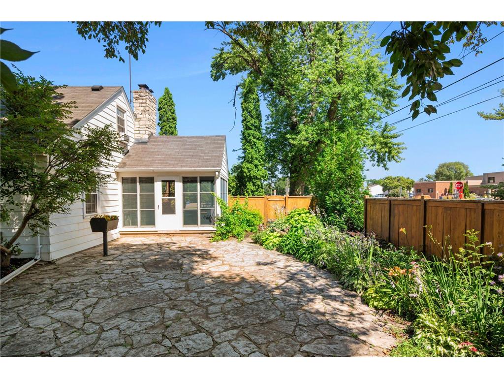 102 14th Avenue N Hopkins MN 55343 7107657 image39