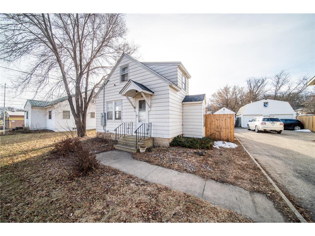 102 20th Street SW Rochester MN 55902 6641617 image1