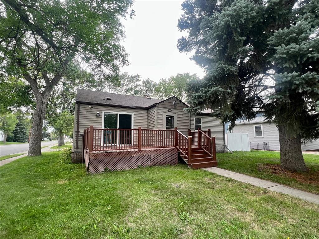 102 2nd Street NW Dilworth MN 56529 6423346 image1