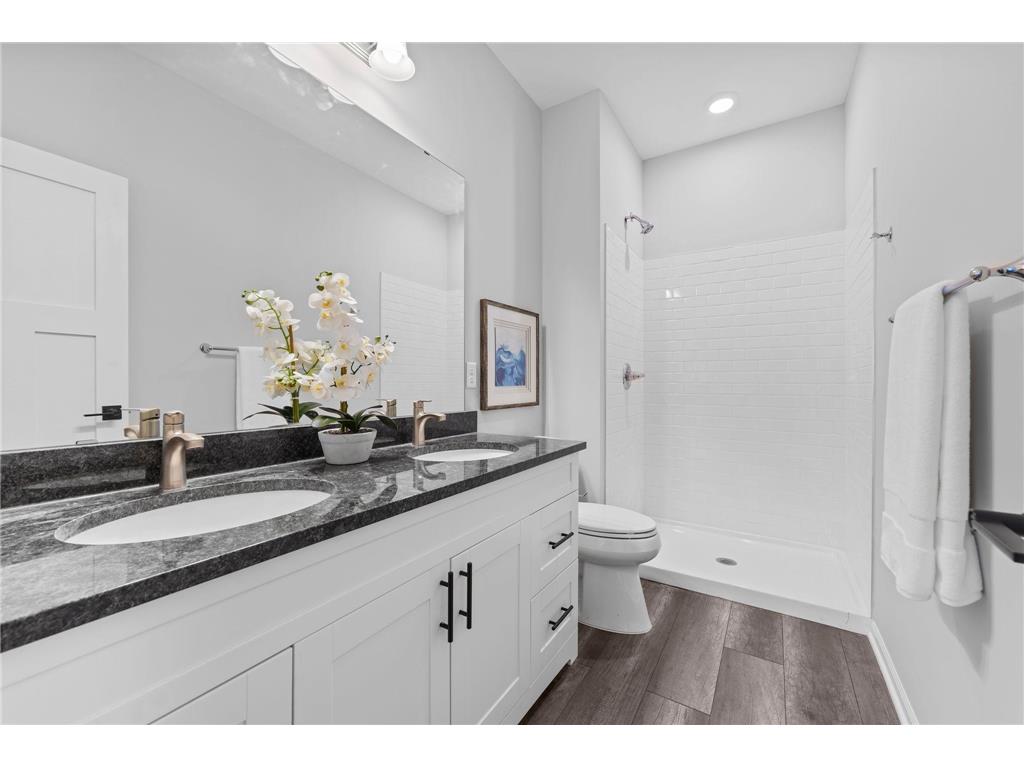 102 Bavarian Circle Cannon Falls MN 55009 6753535 image20