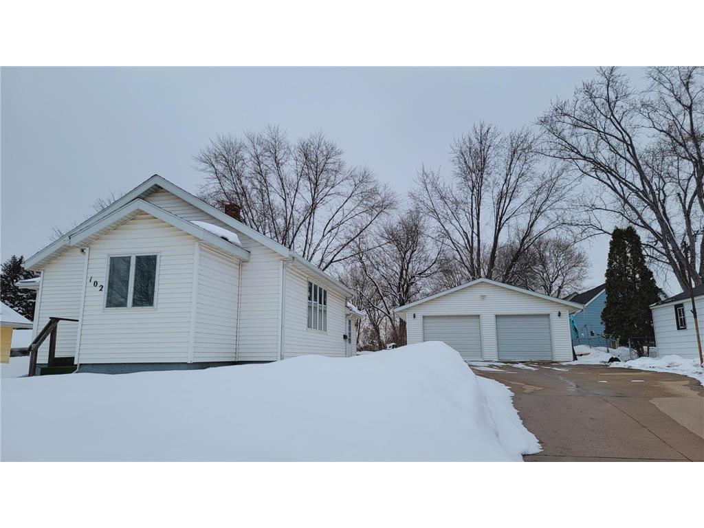 102 C Street Marshall MN 56258 6342000 image1