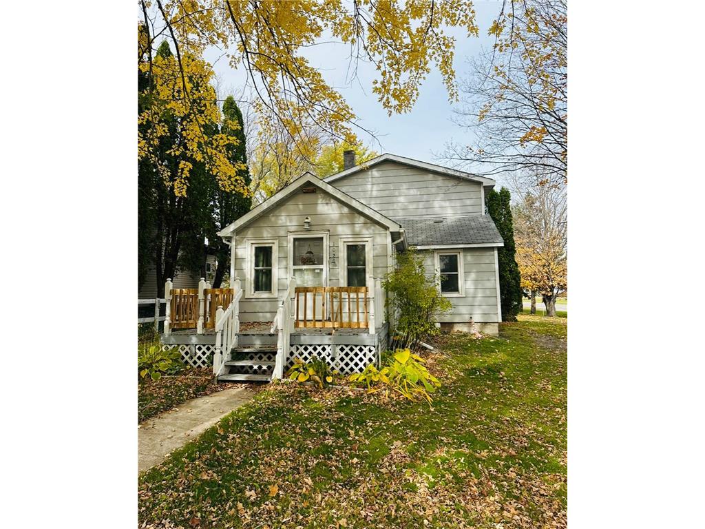 102 Cherry Street NW, Bertha, MN, 56437 MLS 7750908 Edina Realty