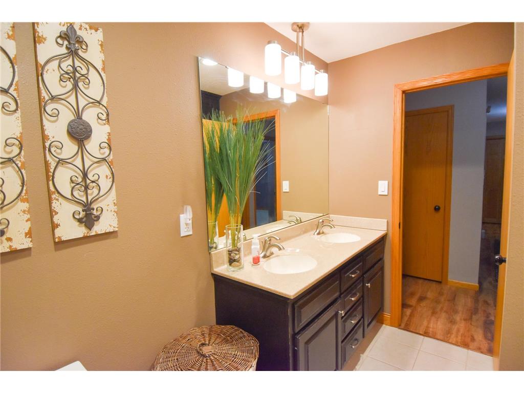 102 Colony Drive S Karlstad MN 56732 7056918 image30