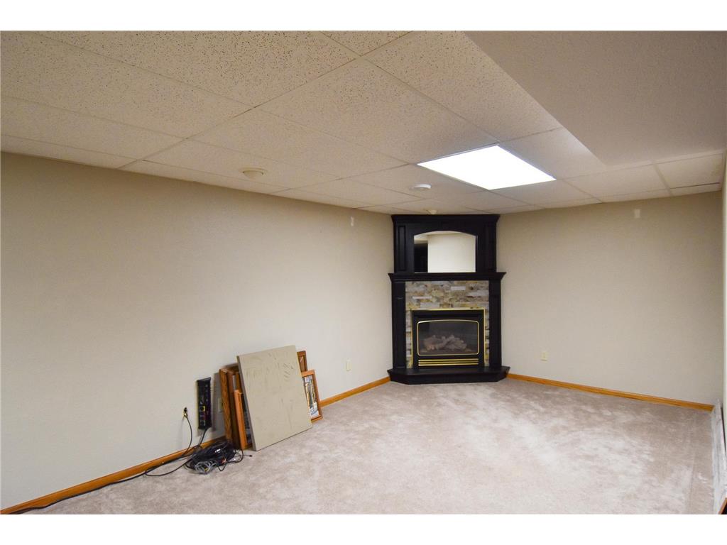102 Colony Drive S Karlstad MN 56732 7056918 image34