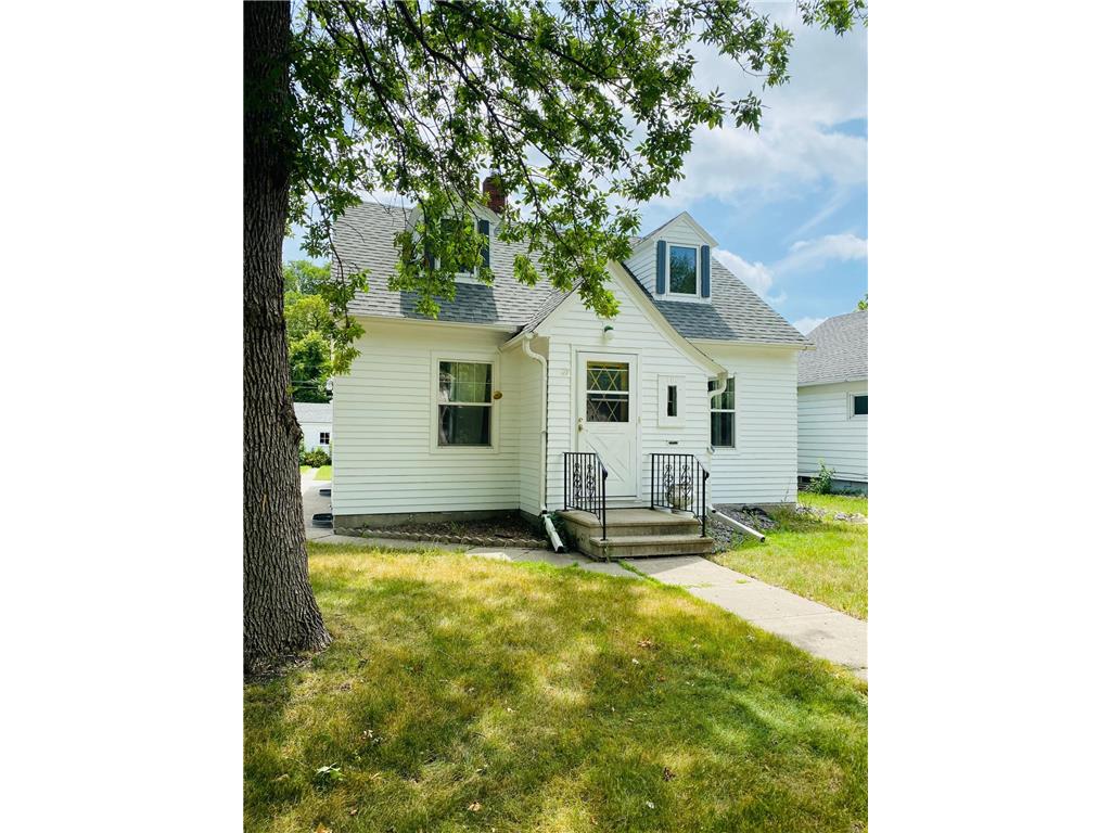 102 E 2nd Street, Morris, MN 56267 MLS 6232590 Edina Realty