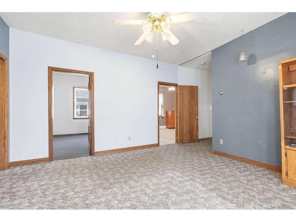 102 E Lyon Street Minneota MN 56264 7079394 image6