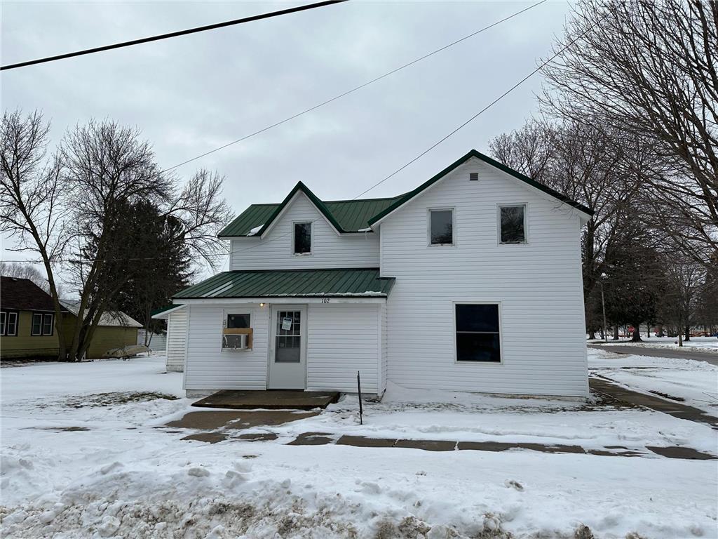 102 E Read Street Le Roy MN 55951 6380908 image1