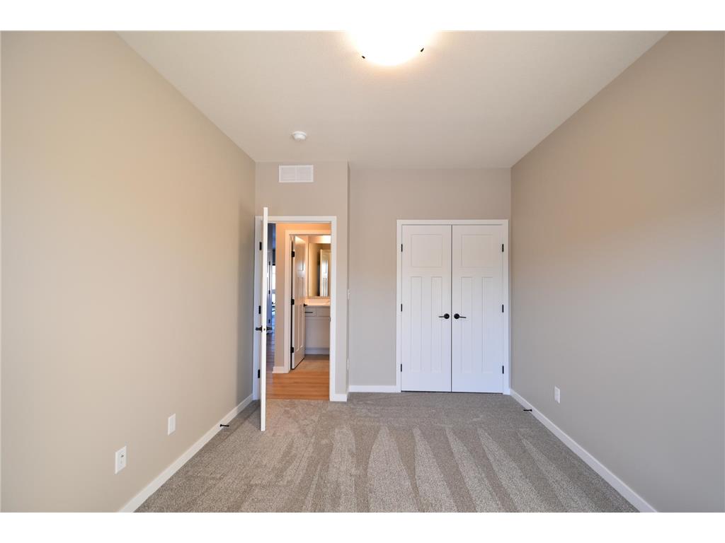 102 Fairway Street Zumbrota MN 55992 6812373 image18