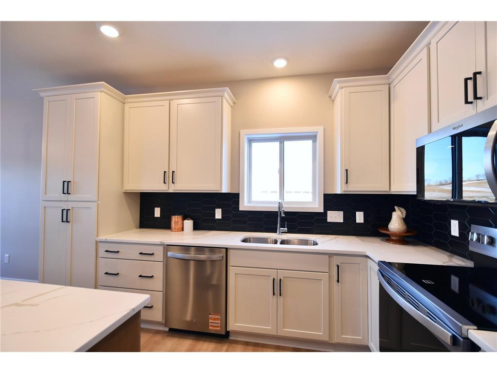 102 Fairway Street Zumbrota MN 55992 6812373 image27