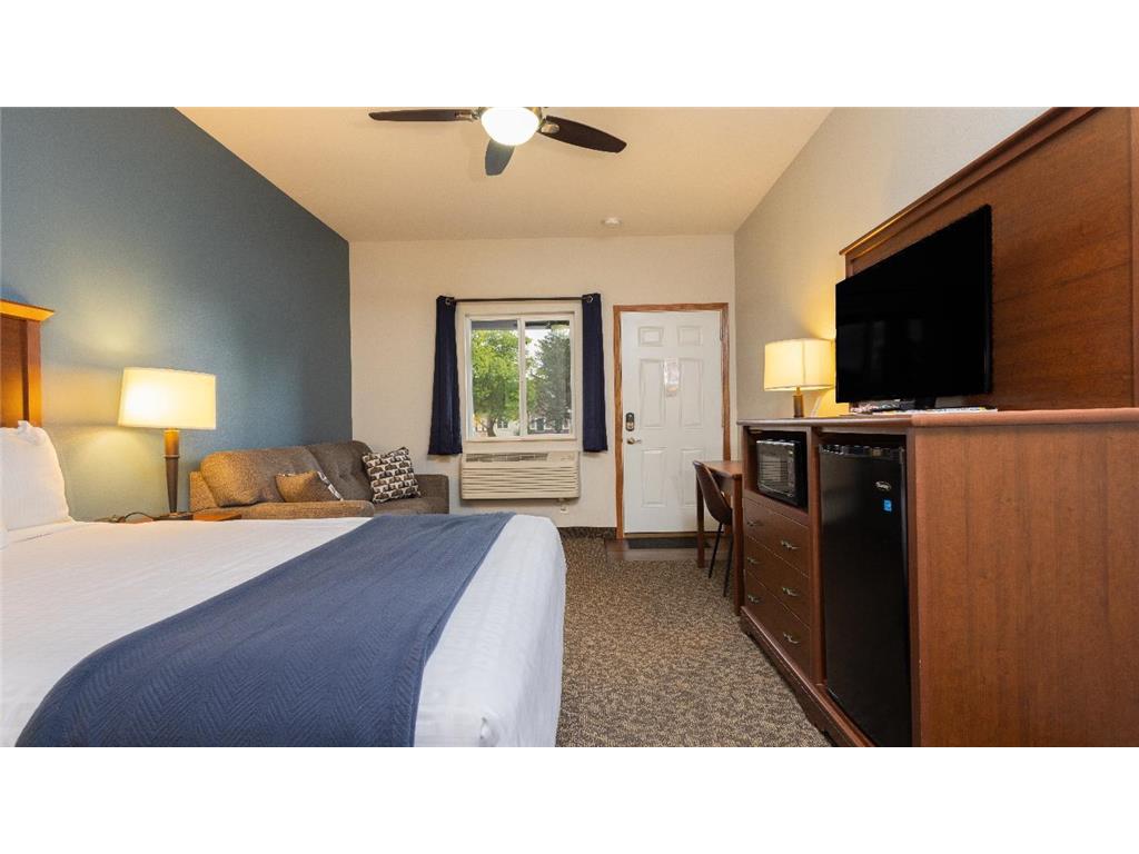 102 Glenhaven Drive Battle Lake MN 56515 - West Battle 6782203 image12