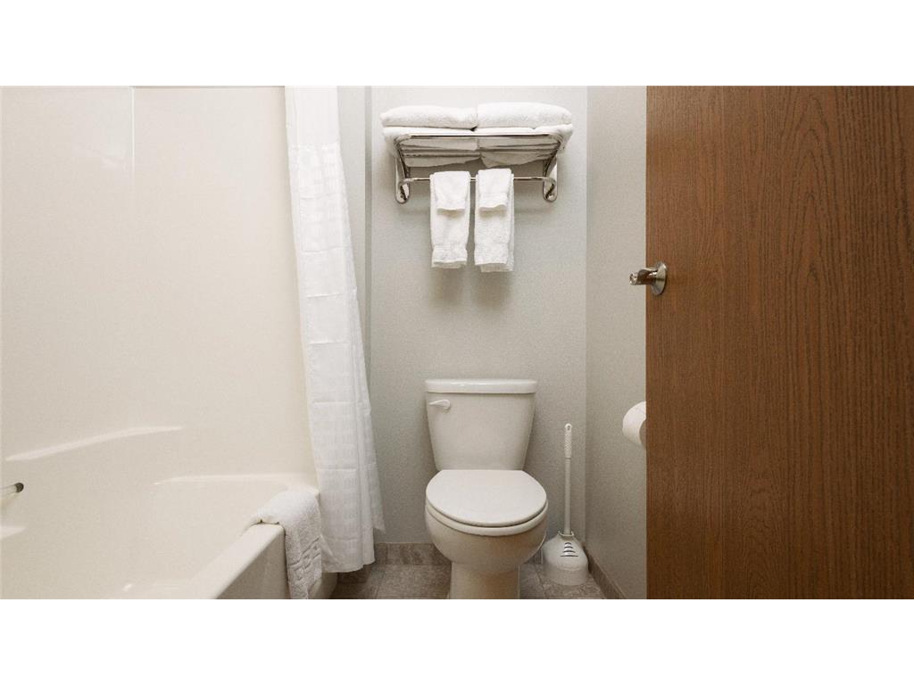 102 Glenhaven Drive Battle Lake MN 56515 - West Battle 6782203 image16