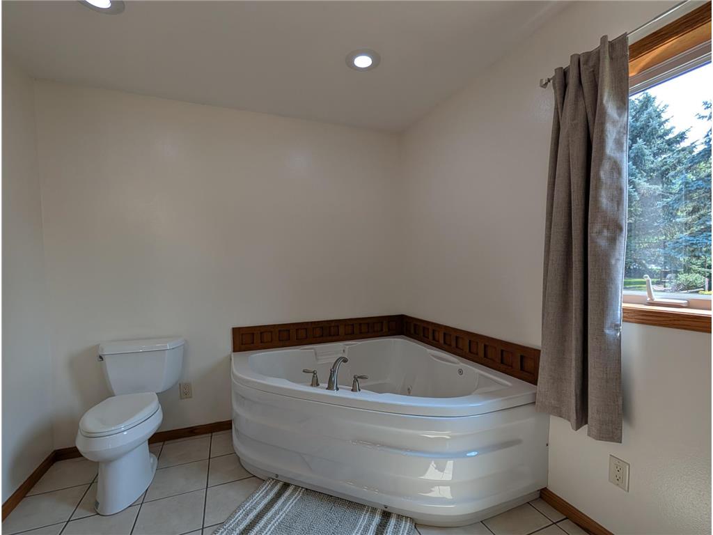 102 Jean Street Tyler MN 56178 6770863 image16